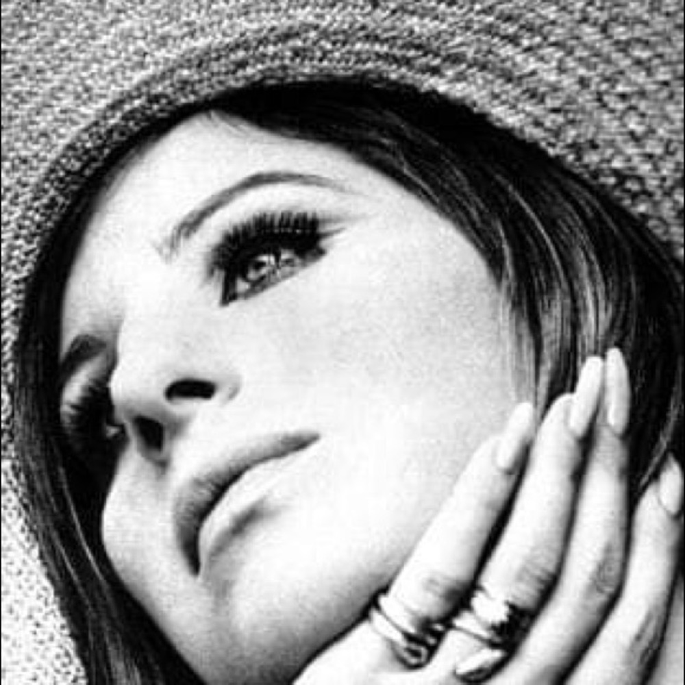 Meet your Posher, Alondra